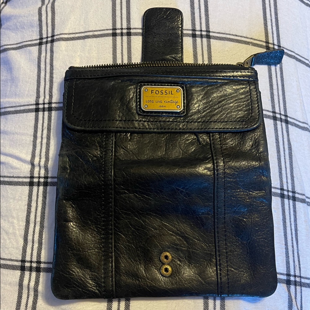 Fossil Bi-Fold Wallet - image 4